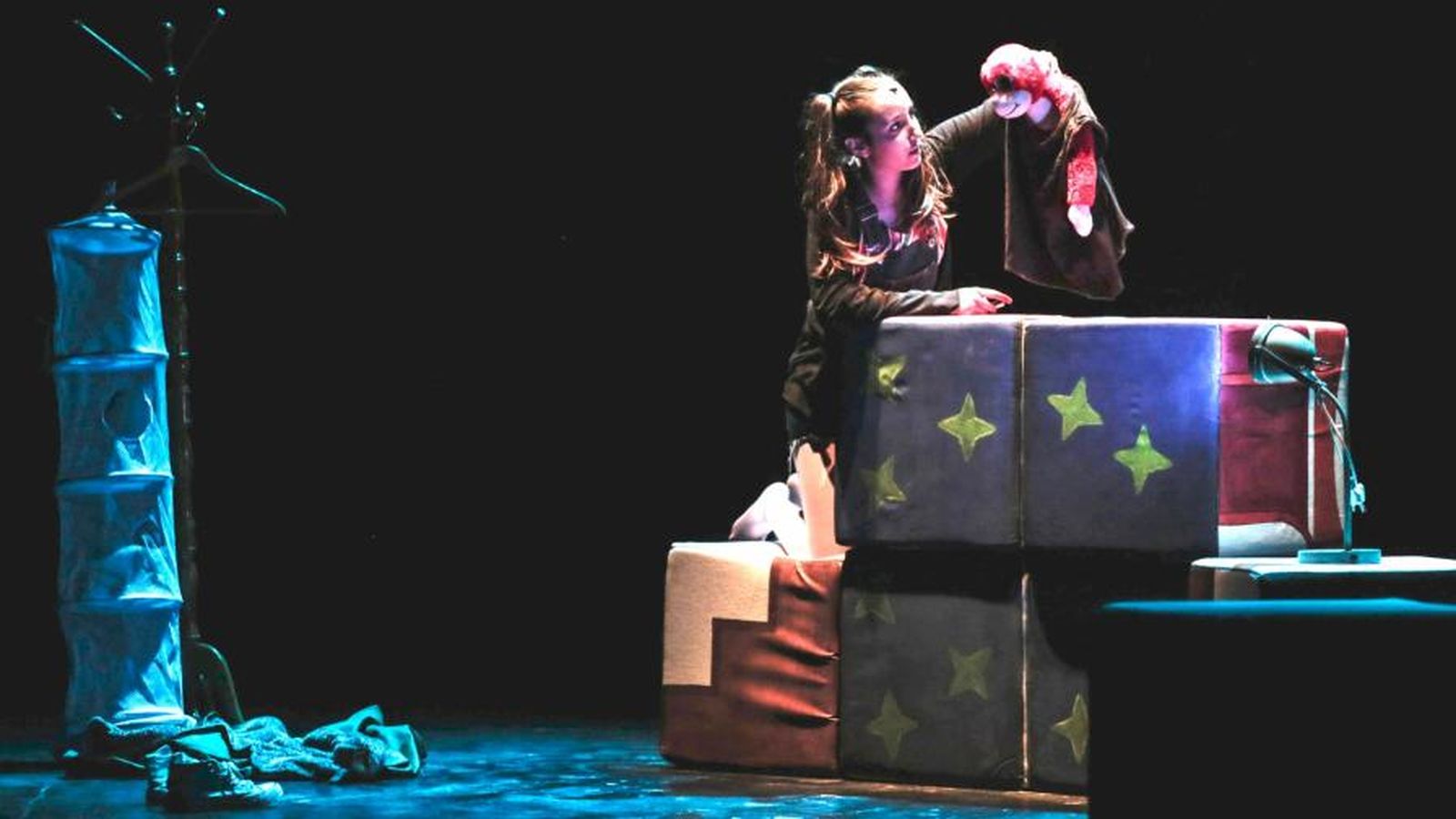 'La vida es cuento'.