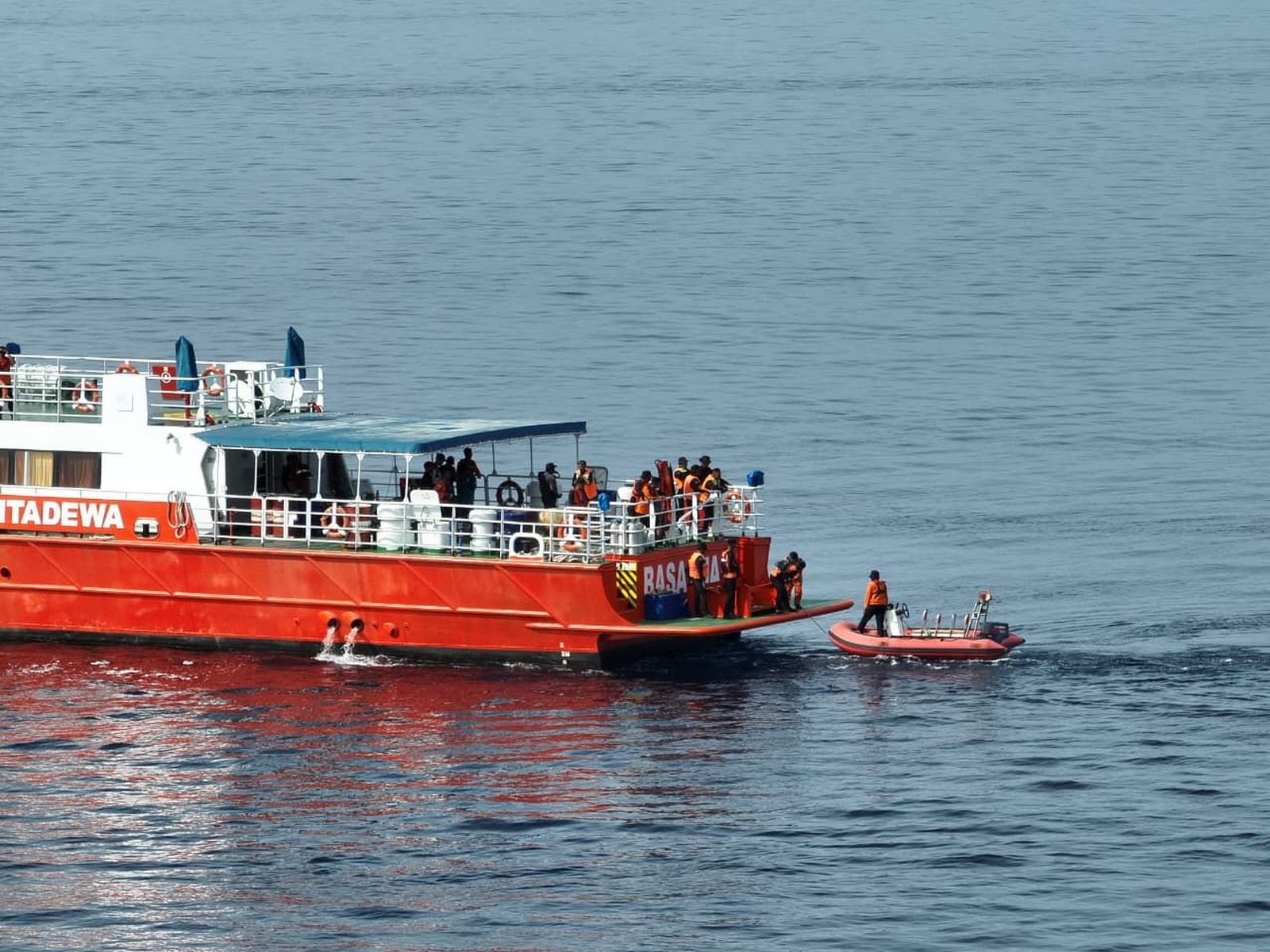 Labores de búsqueda de los tres españoles desaparecidos en Indonesia.