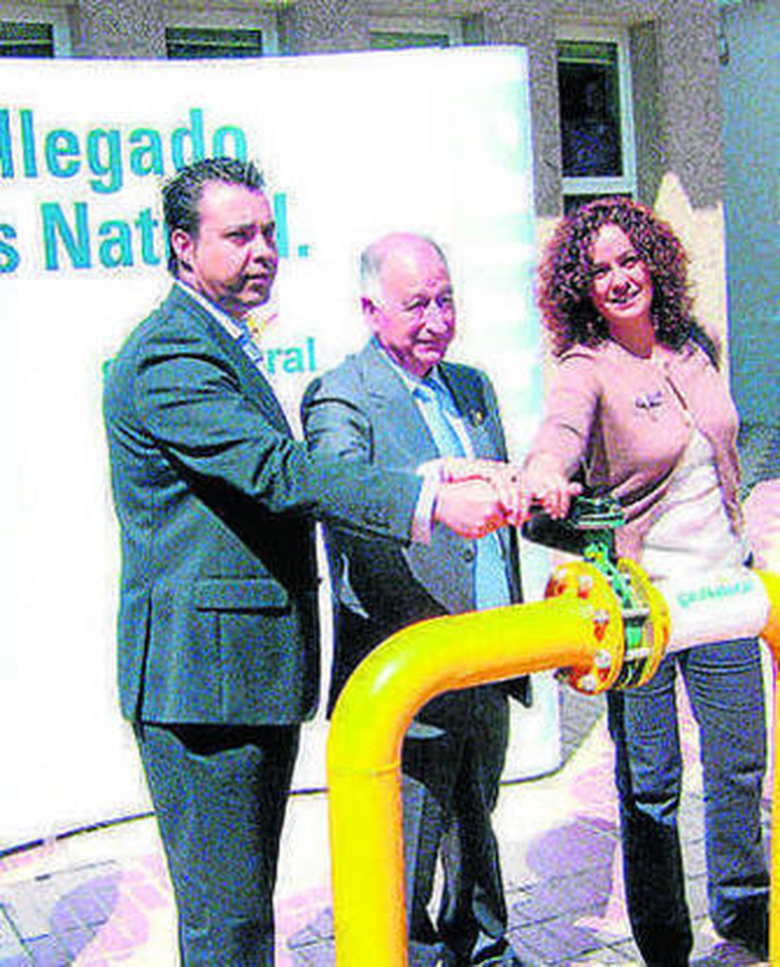 Inauguración del servicio de gas.
