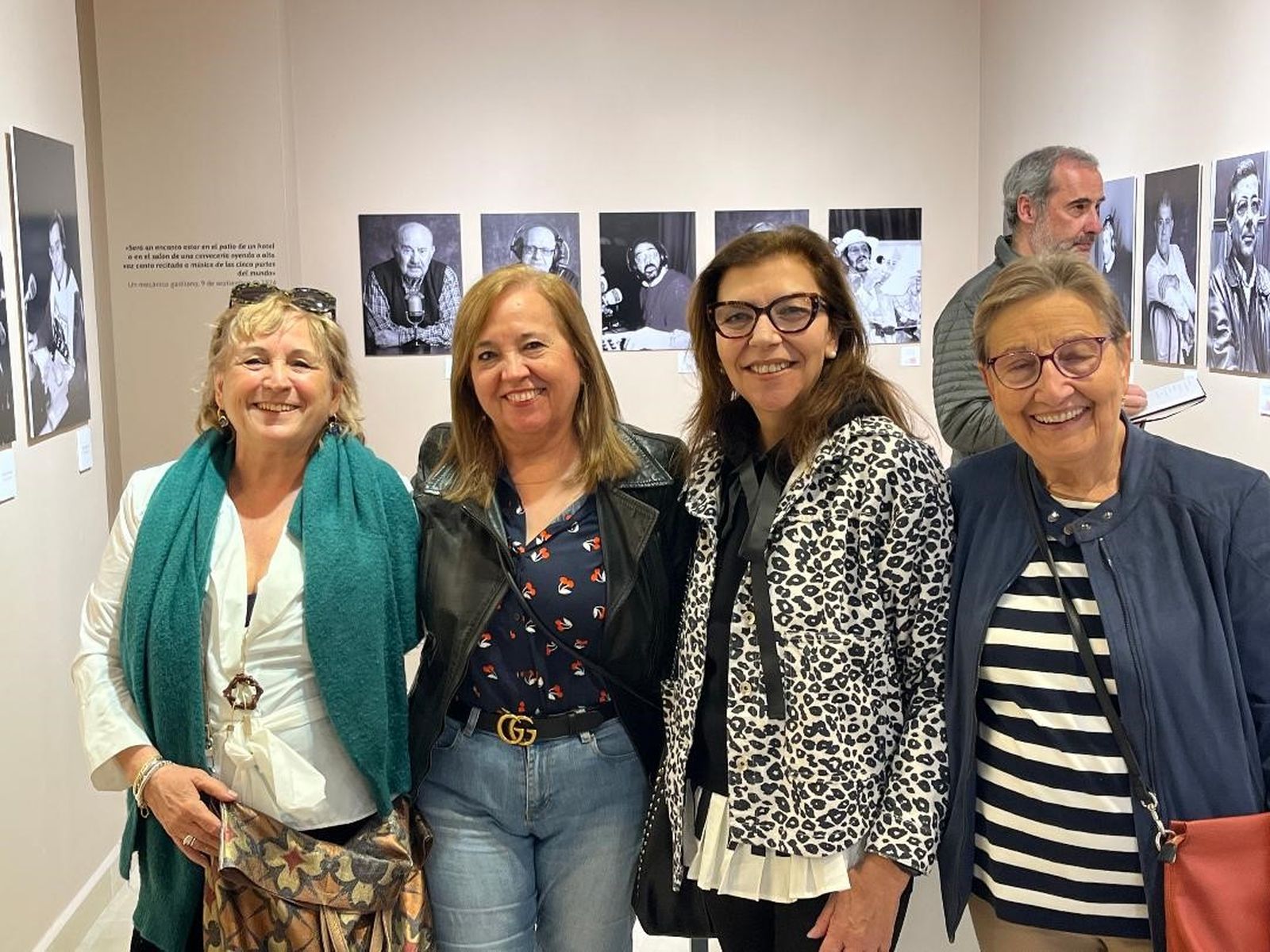Inés de Alba, Encarna Díaz, Carmen Romero y Paqui Cea.