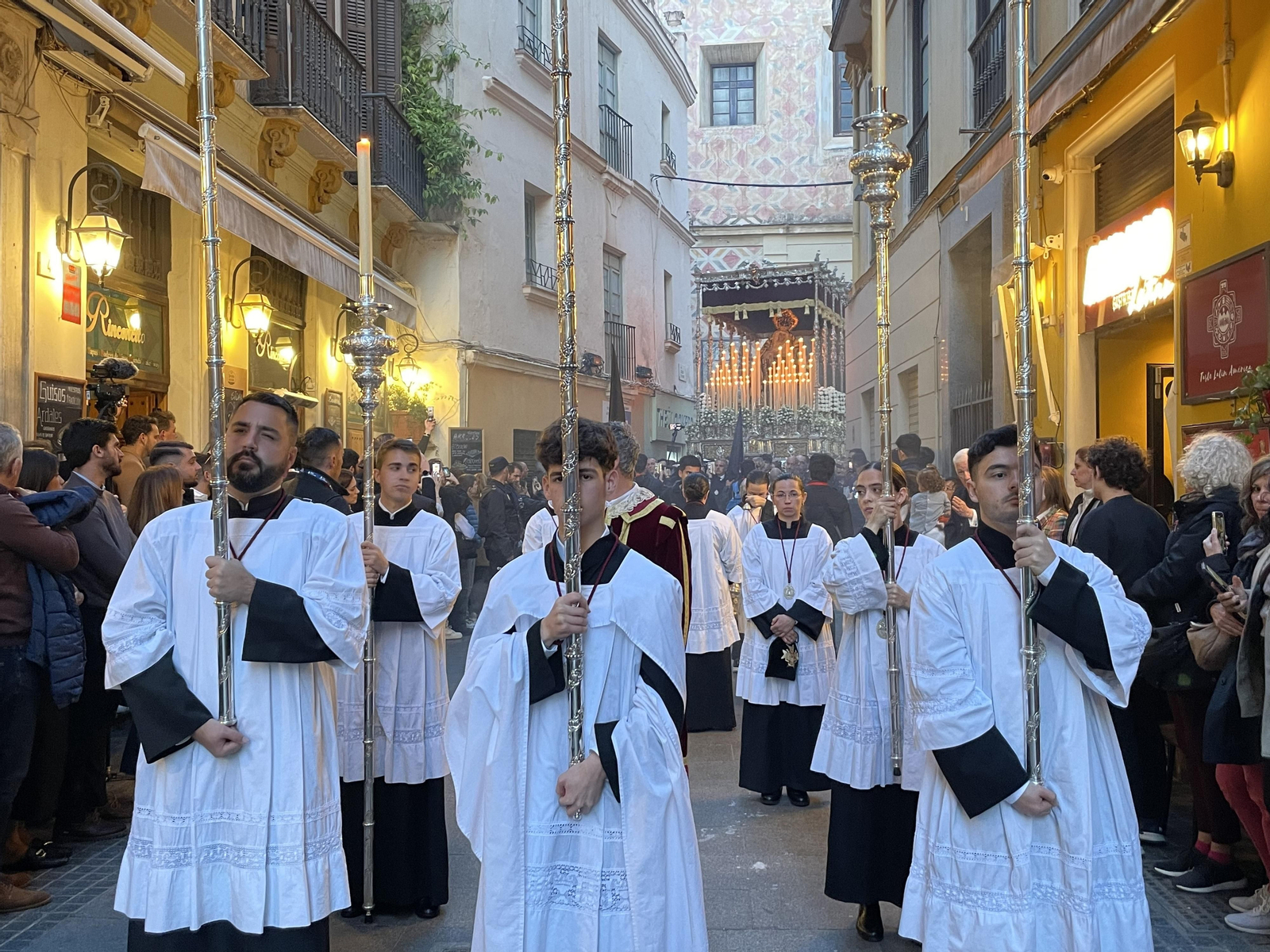 Dolores de San Juan en su procesión del Viernes Santo en Málaga