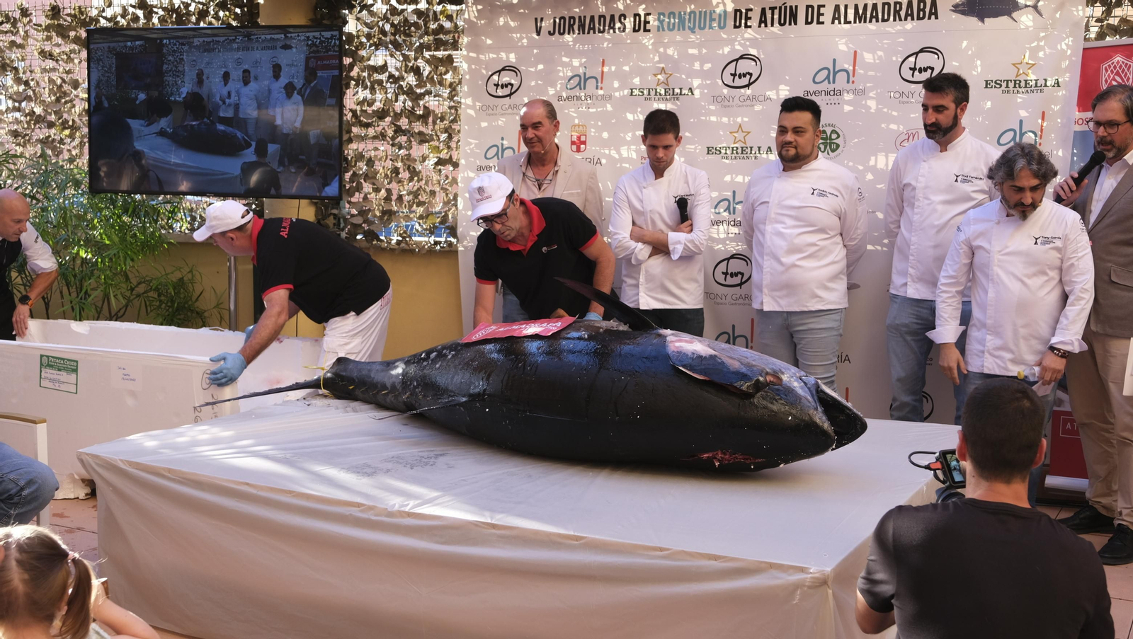 Jornadas del ronqueo del atún de almadraba en el Espacio Gastronómico Tony García, en Almería
