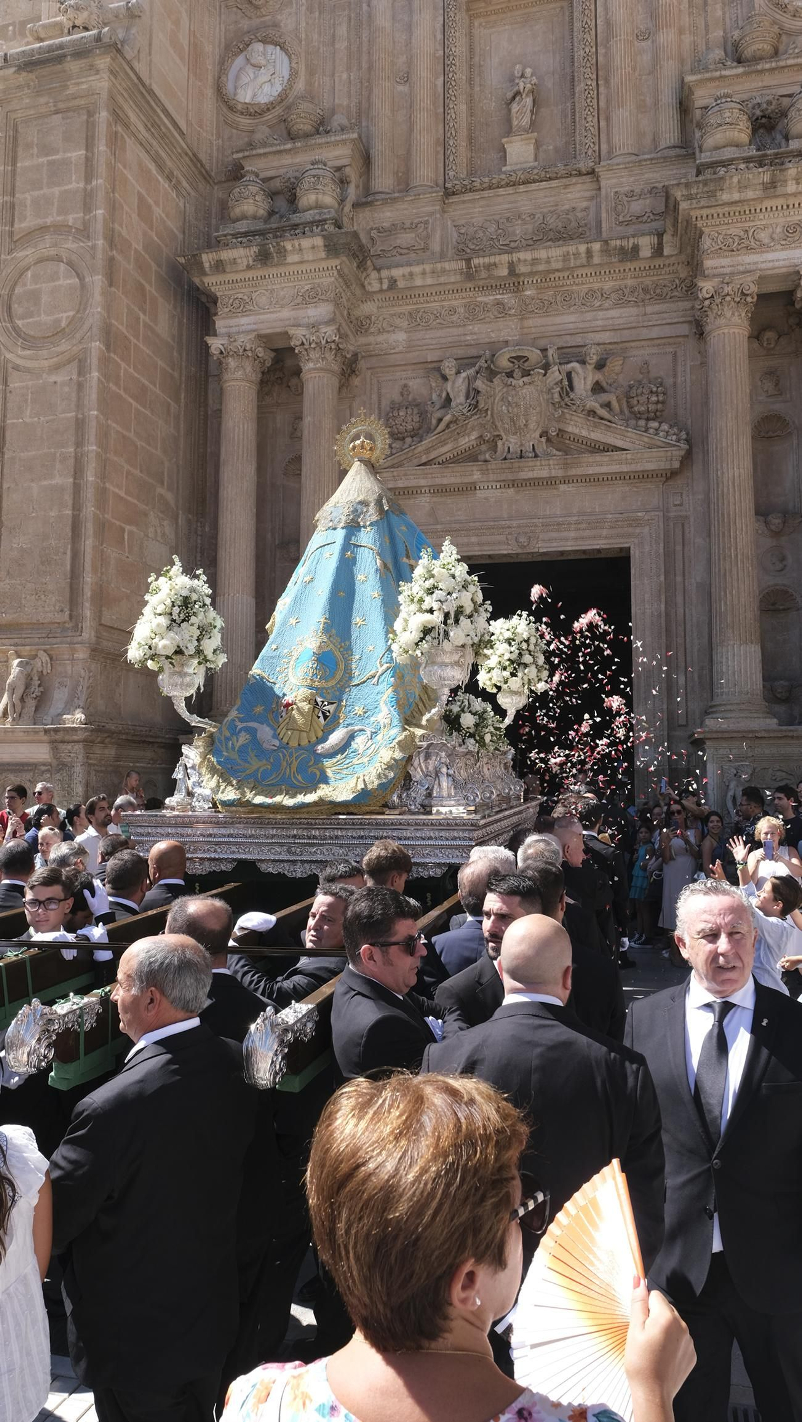 Traslado de la Virgen del Mar a la Catedral de Almería, en imágenes