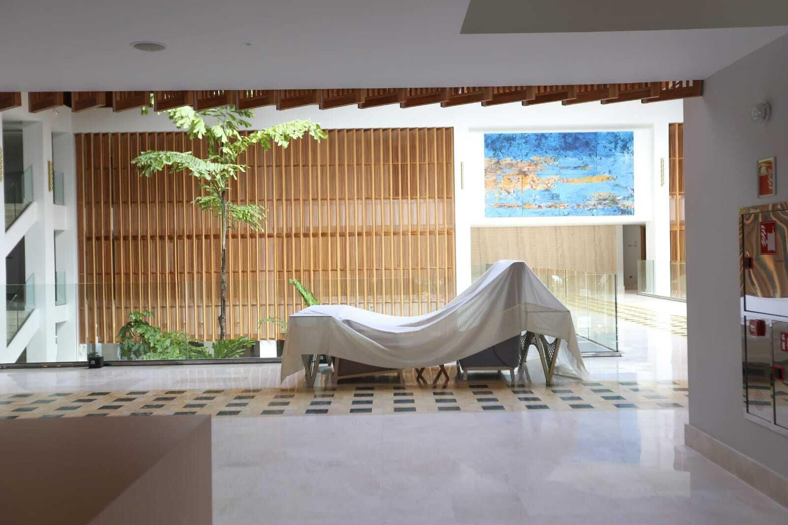 Imagen de esta mañana de un hotel de Novo Sancti Petri.