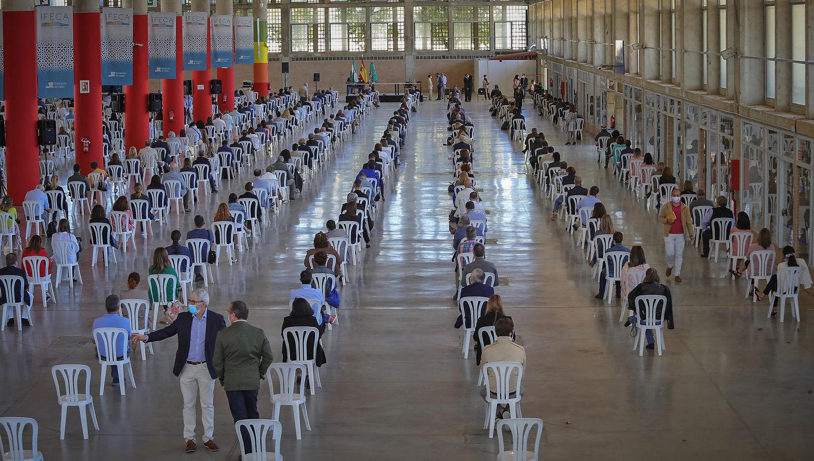 Aspirantes a ocupa puestos públicos durante un proceso selectivo.