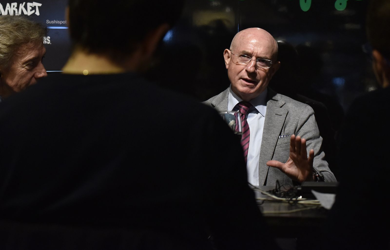 Lorenzo Serra Ferrer, ayer en la tertulia de Cope Sevilla en el Gourmet de El Corte Inglés de la plaza del Duque.