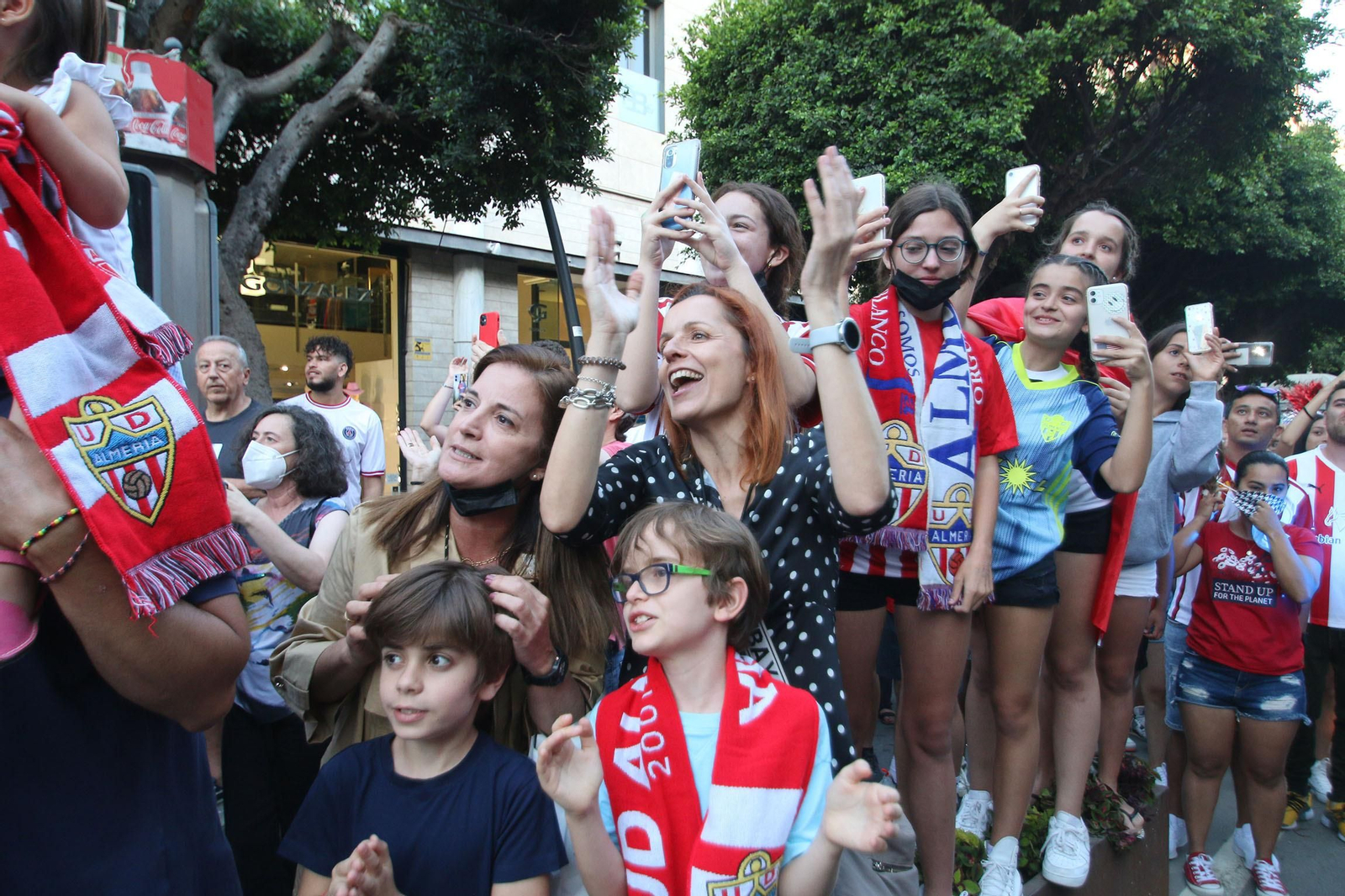 Las imágenes de la rúa de la UD Almería