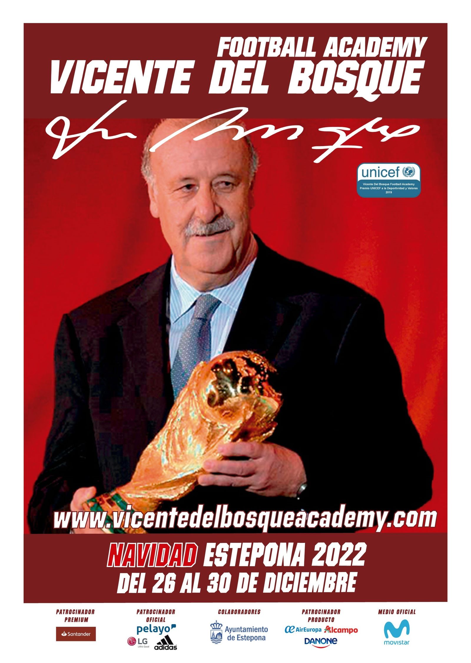 Vicente del Bosque, con su campus.