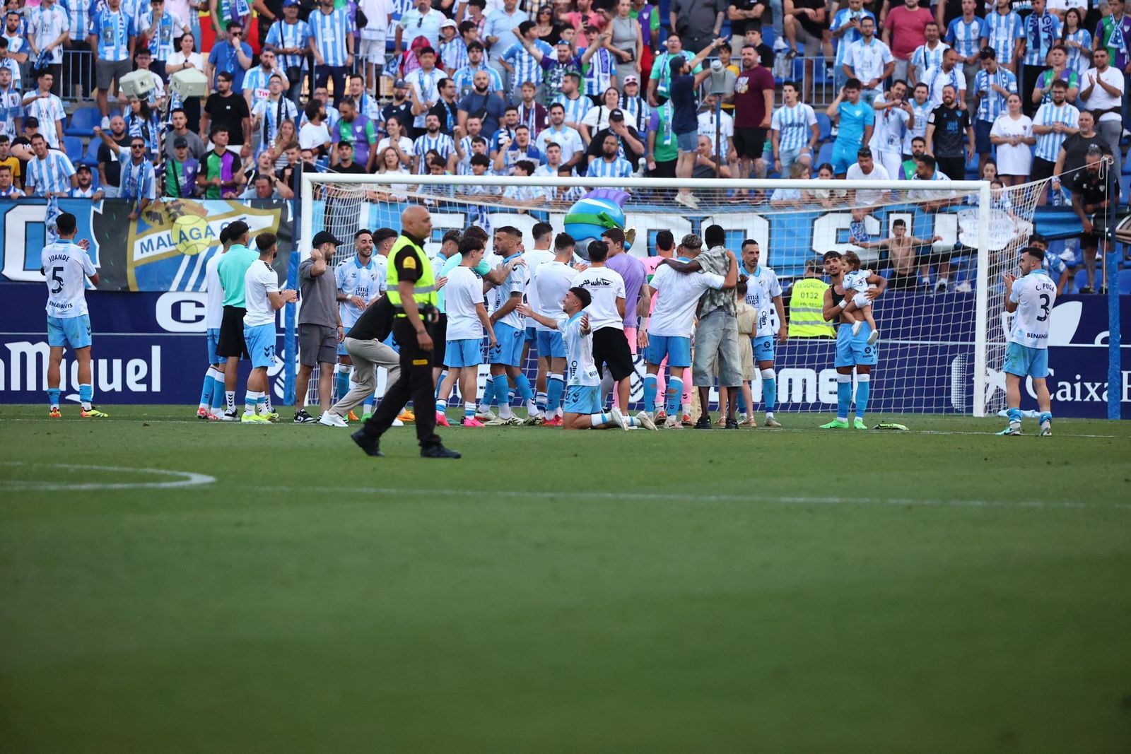 El Málaga CF - Antequera, en fotos