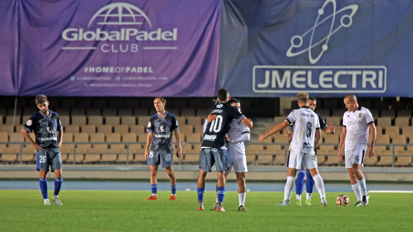 Imágenes de la eliminatoria de Copa del Rey entre el Xerez CD y el AD Ceuta FC en Chapín