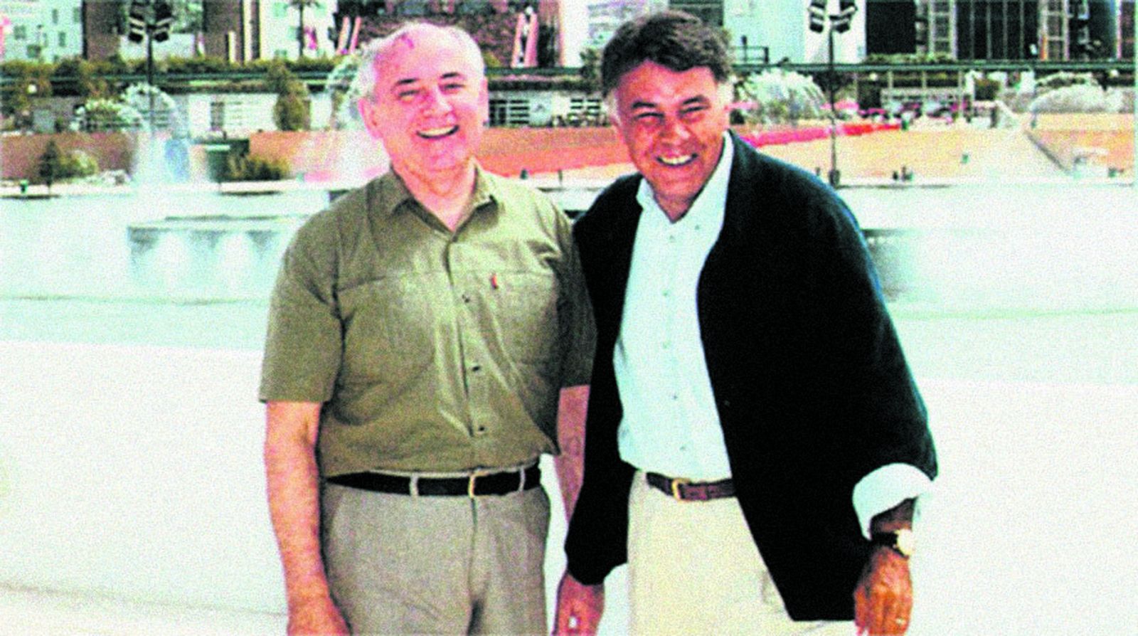 Gorbachov y Felipe González, en la Exposición Universal de 1992.