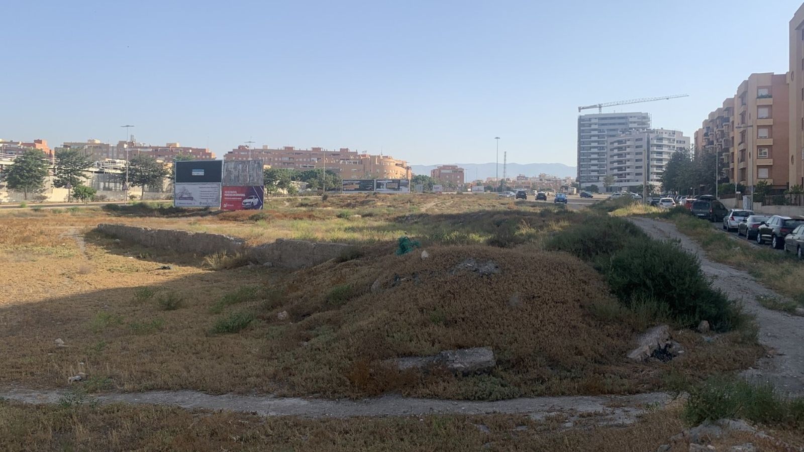 Terrenos que va a urbanizar el Ayuntamiento, urbanizará más de 32.000 m2 de suelo  junto a la salida de la autovía al aeropuerto y el paso de La Goleta