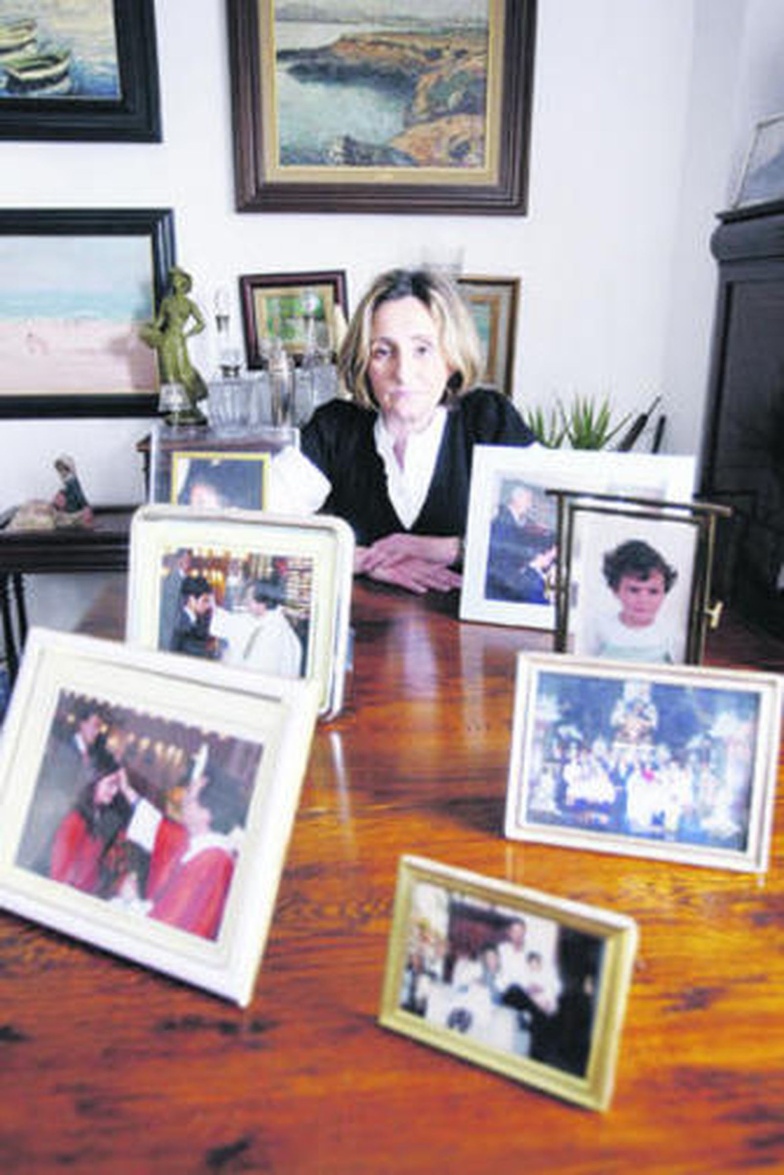 María del Carmen Arribas, en su domicilio del Poblado Naval.