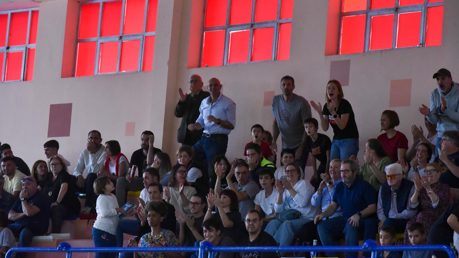 Las fotos de la tercera jornada del Andaluz infantil masculino de baloncesto en La Línea