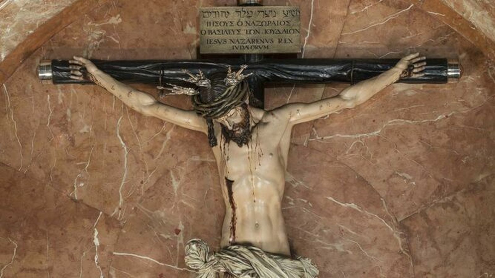 Detalle del Cristo de los Desamparados del Santo Ángel.