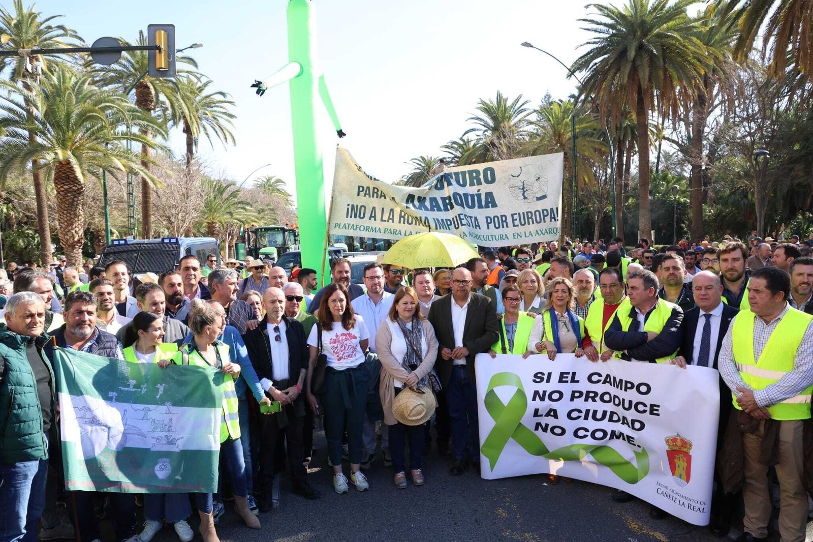 La entrada de los tractores en Málaga capital, en fotos
