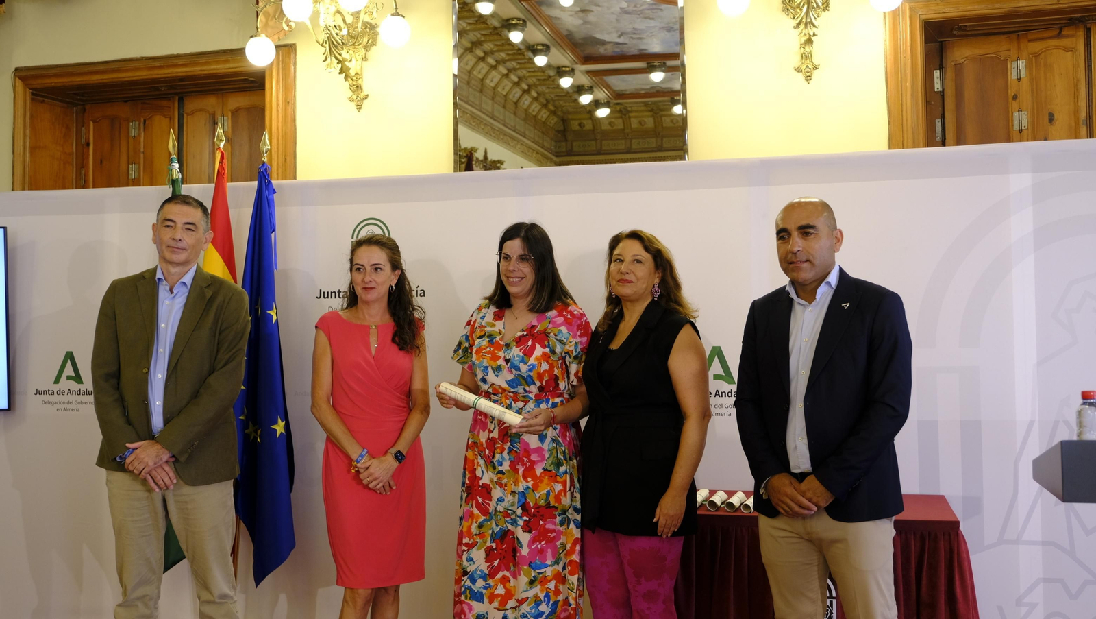 Imágenes de la entrega de ayudas de la Junta de Andalucía a diversos pueblos de Almería