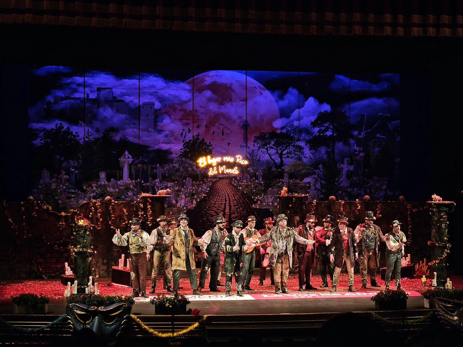 La comparsa ‘El lugar más rico del mundo’ se llevó el premio en su  modalidad.