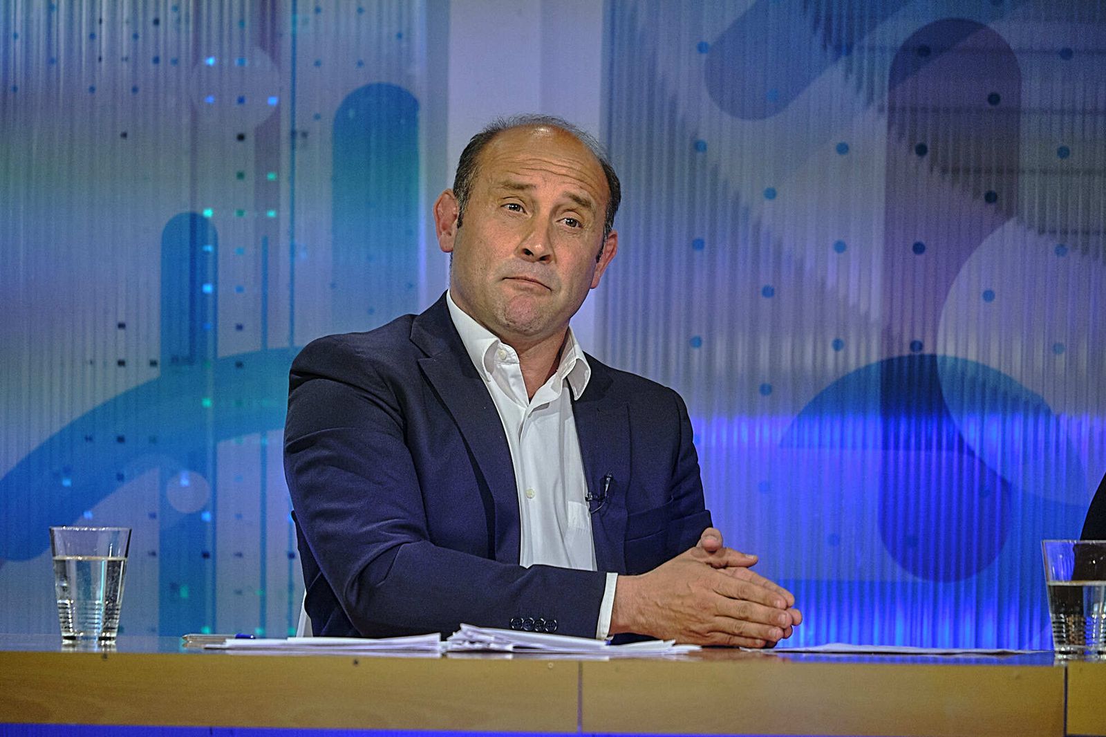 Los gestos de los candidatos durante el debate de las municipales en Onda Cádiz.