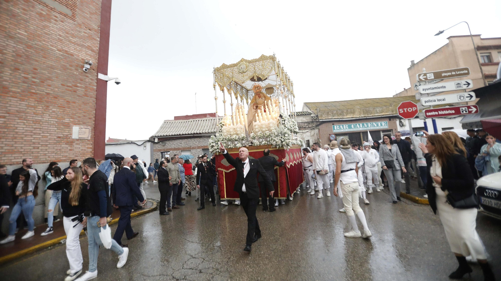 Fotos del Domingo de Ramos en La Línea: La Borriquita y Flagelación