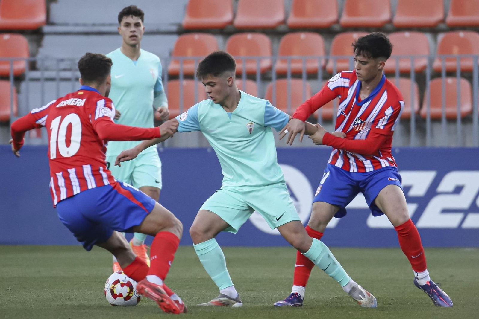 Las mejores fotos del Atlético de Madrid B - Algeciras