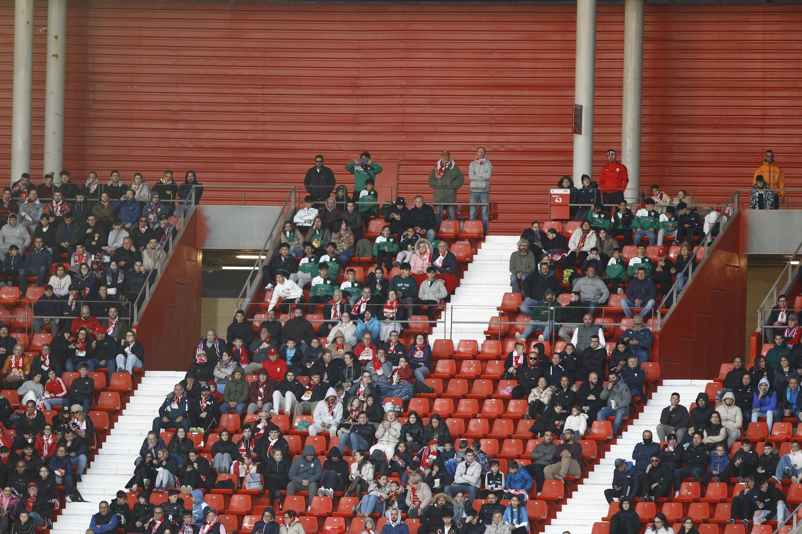 Búscate en las fotos del Almería-Real Zaragoza