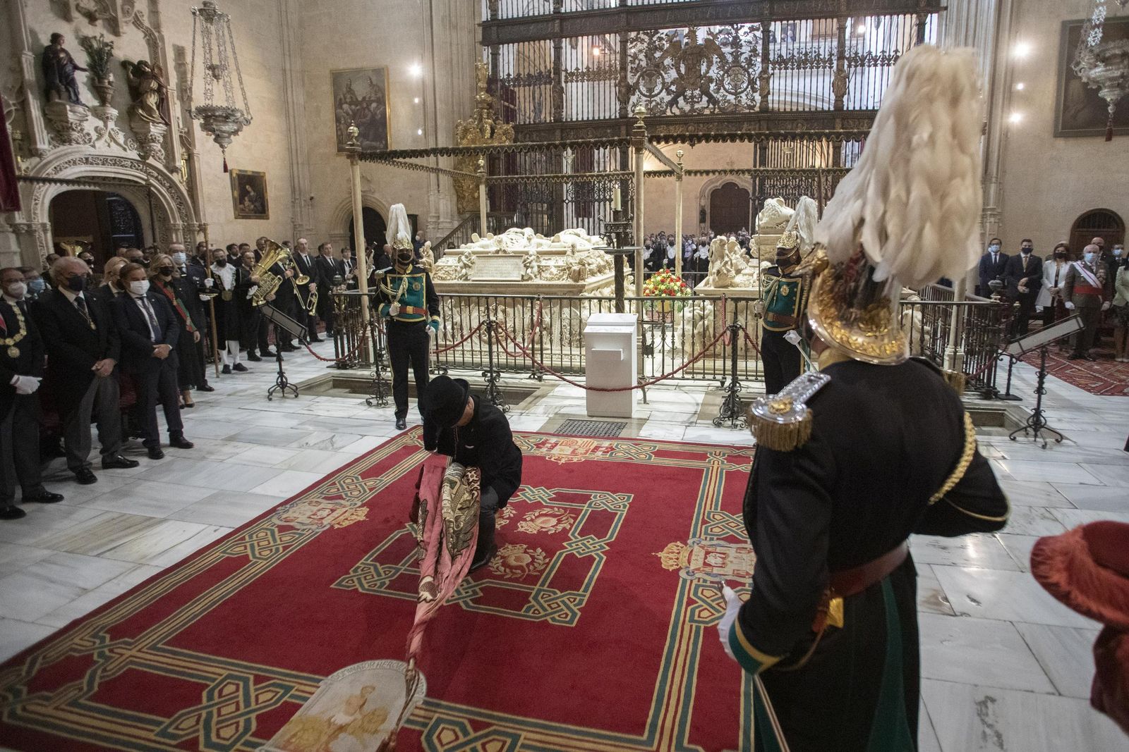 Fotos: Así transcurrió el Día de la Hispanidad en Granada