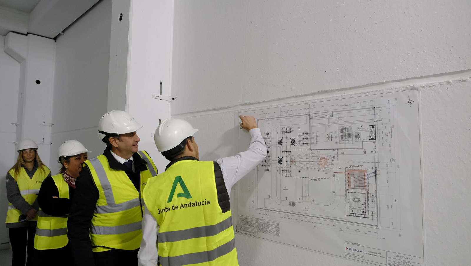 La subestación eléctrica de Endesa en Sorbas muestra sus mejoras, en fotos