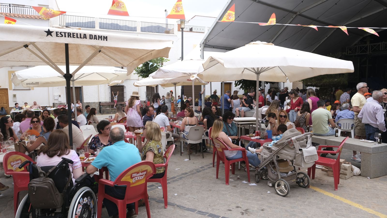 Imágenes del concurso de cata de vinos de las Fiestas de Abrucena 2022