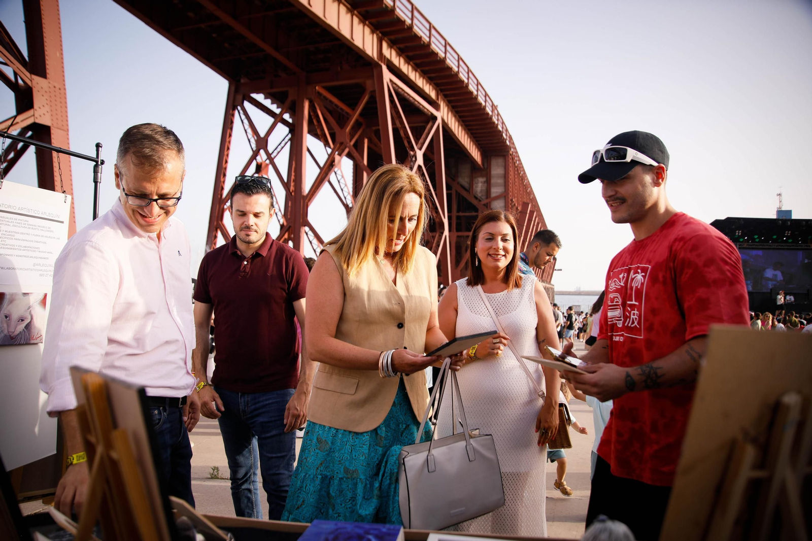 Imágenes del Festival AlmeriArt en el Parque de las Almadrabillas
