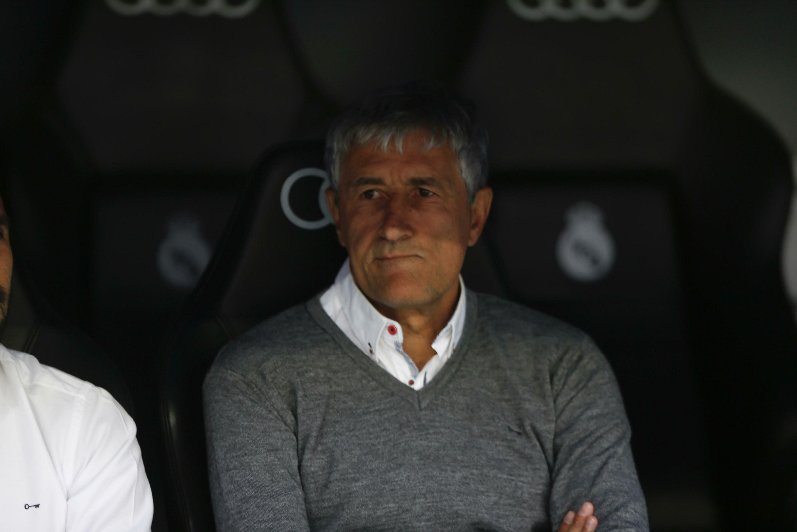 Quique Setién, en el banquillo del Santiago Bernabéu.