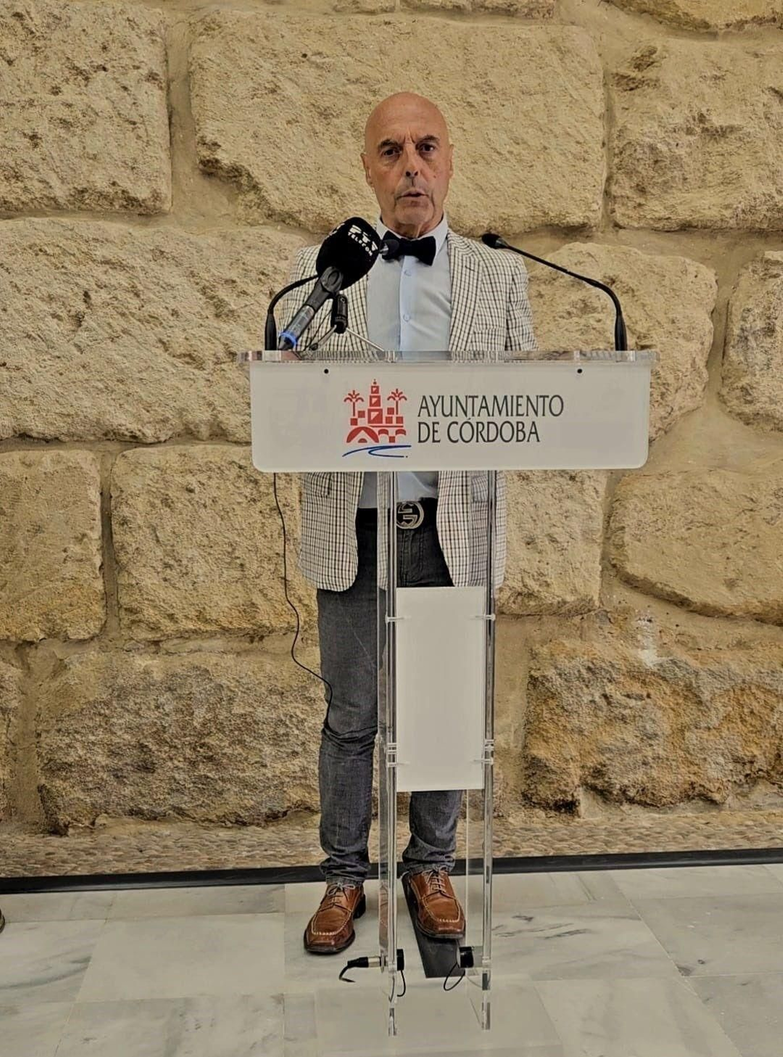 Antonio Hurtado, en el Ayuntamiento de Córdoba. Antonio Hurtado, en el Ayuntamiento de Córdoba.