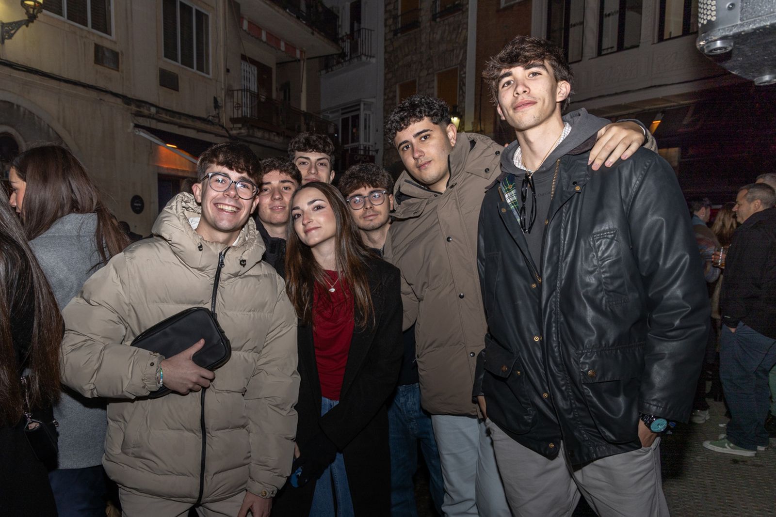 Así disfruta Jaén del concierto extraordinario a pie de calle: "Único Pop Rock"