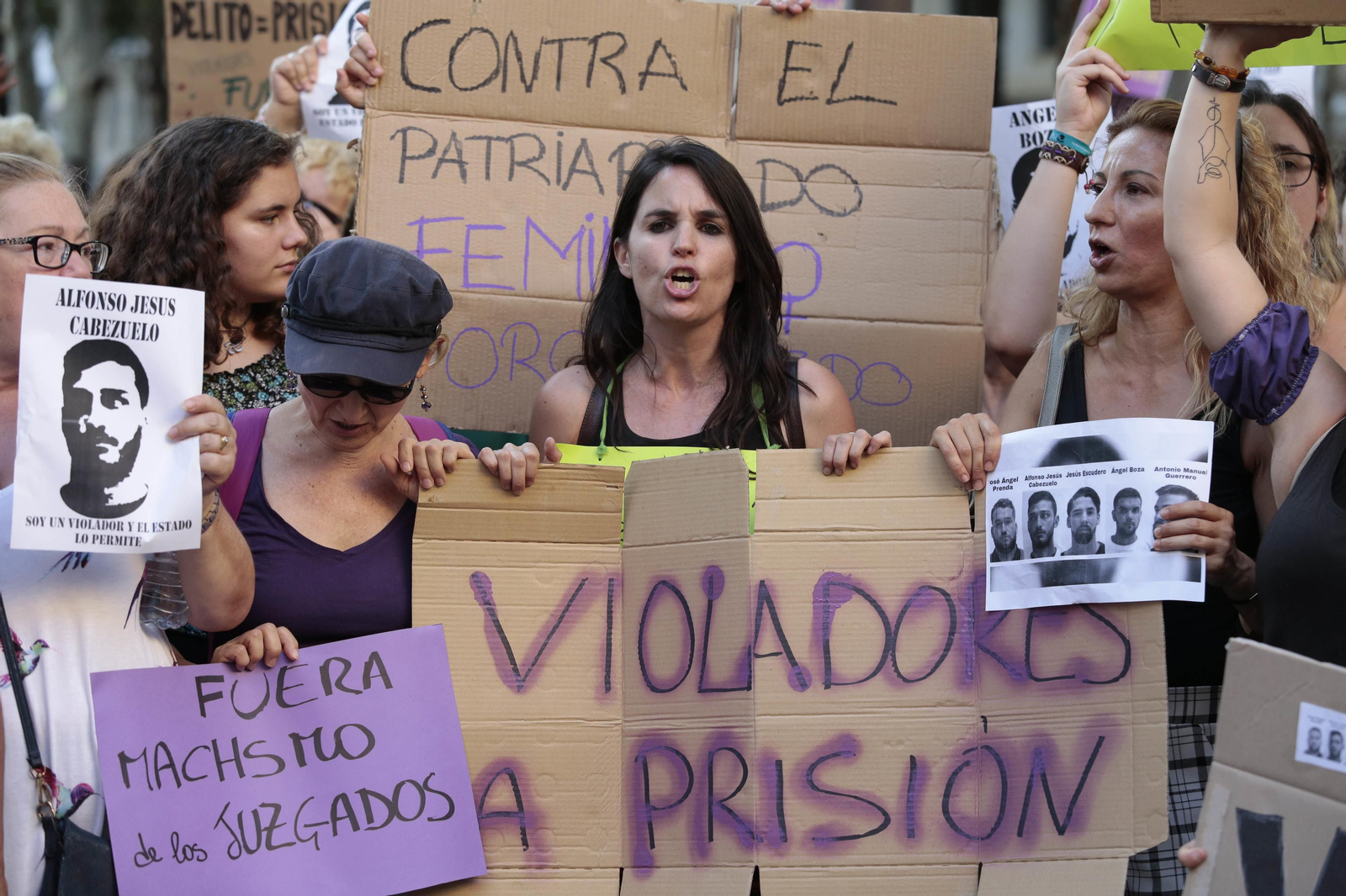 Manifestación contra la libertad de la Manada en Sevilla