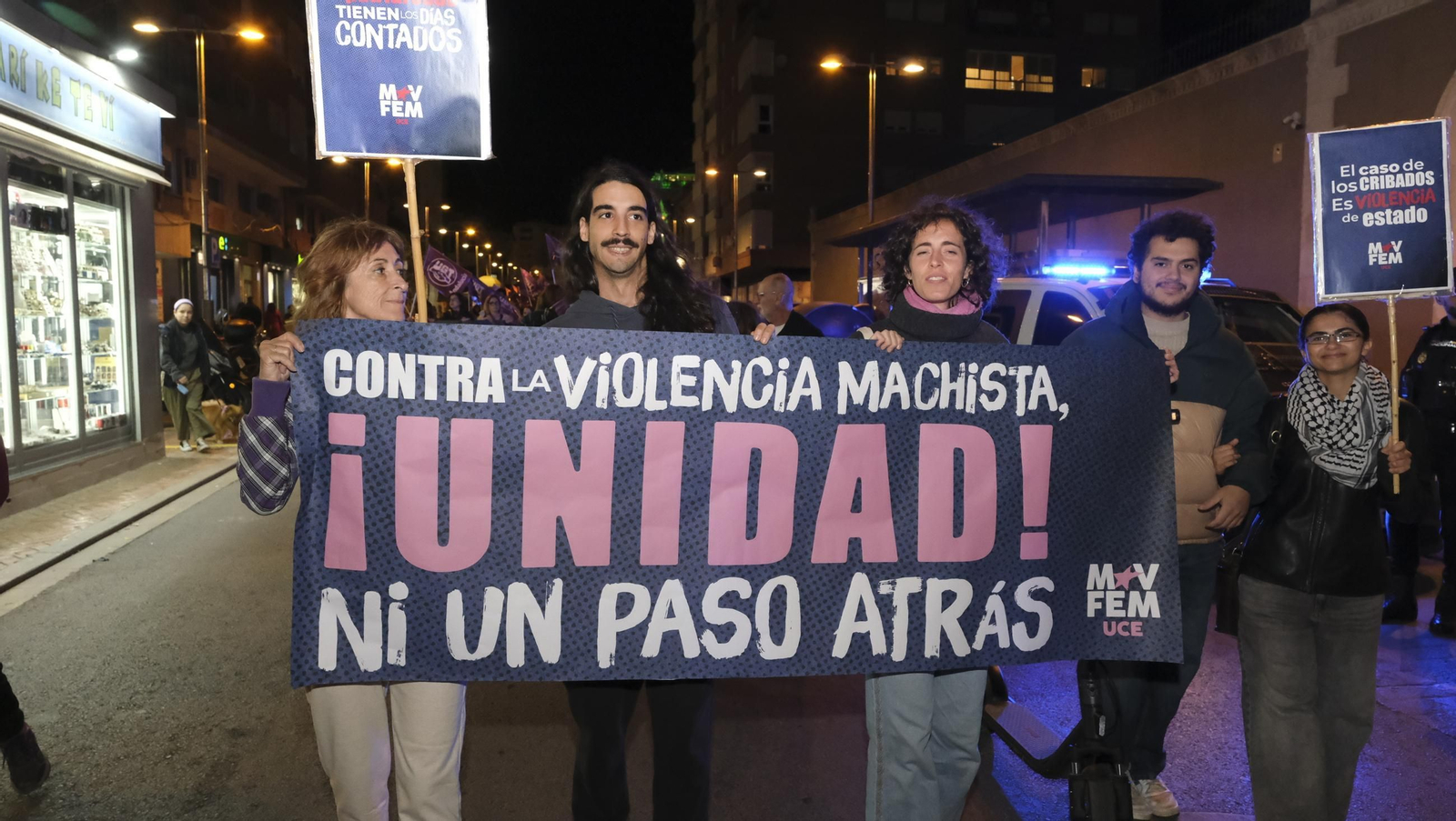 Fotografías de la manifestación del 25-N por la violencia de género, en Almería