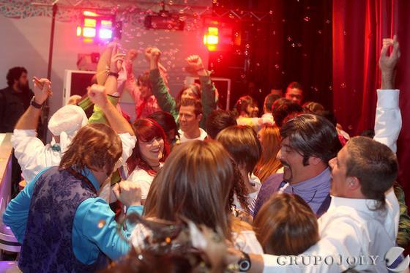 Chirigota 'Los puretas del Caribe'

Foto: Jesus Marin / Lourdes de Vicente