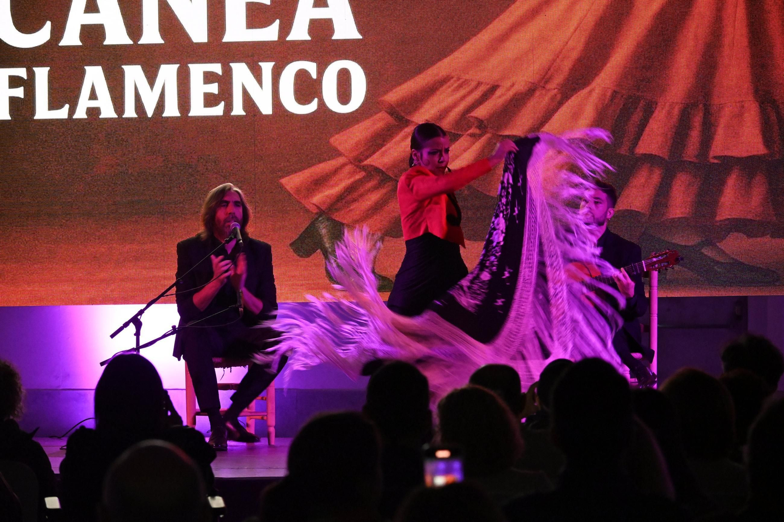 Imágenes del espectáculo de la bailaora María Canea en Huelva