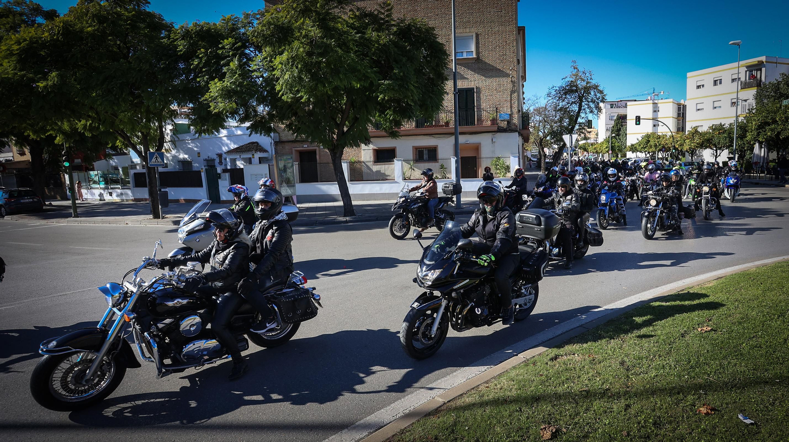 Búscate en la gran motorada solidaria celebrada en Jerez