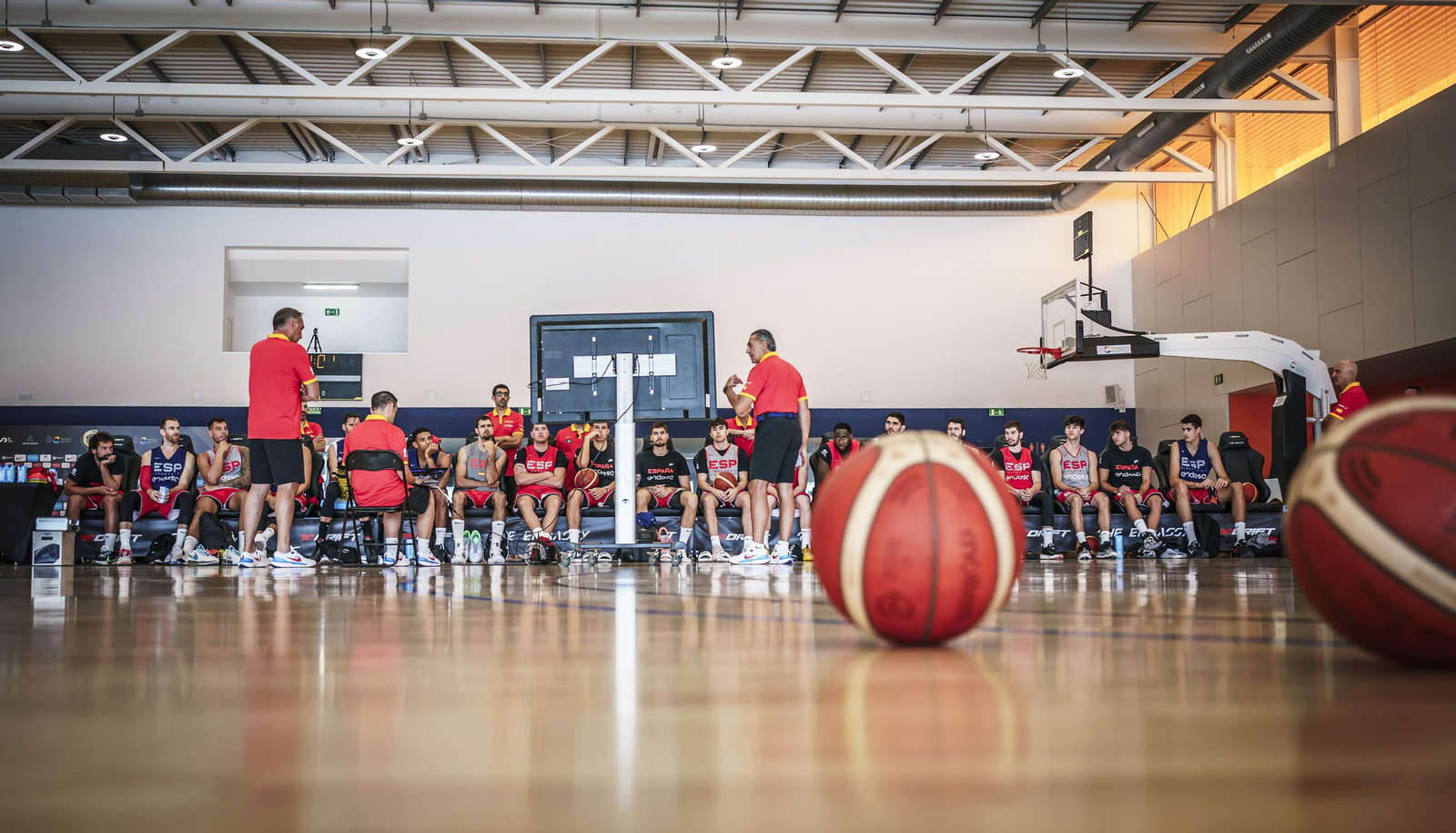 Sesión de la selección española en The Embassy