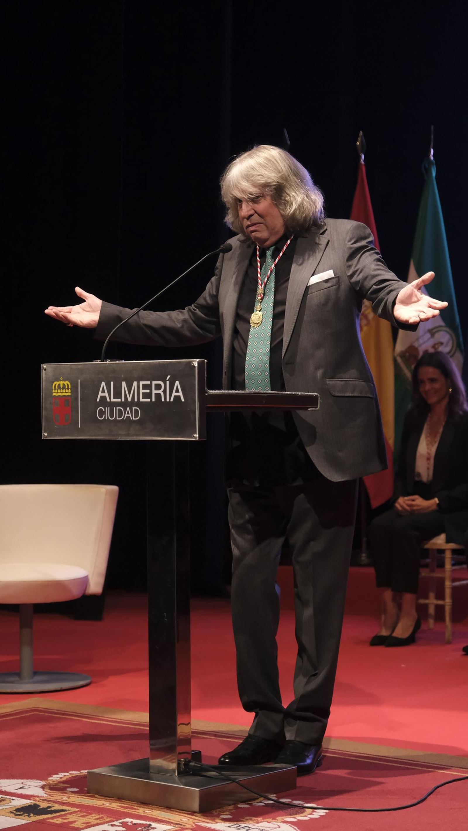 El cantaor José Mercé ya es Hijo Adoptivo de la Ciudad de Almería, en imágenes