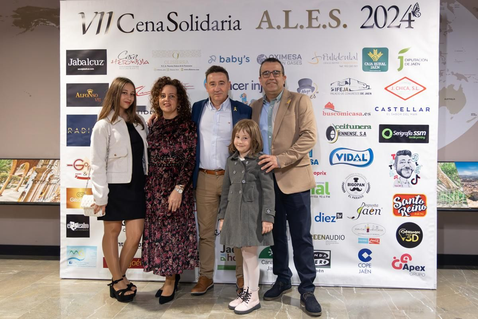 VII cena solidaria de la Asociación para la Lucha contra las Enfermedades de la Sangre (ALES), en imágenes