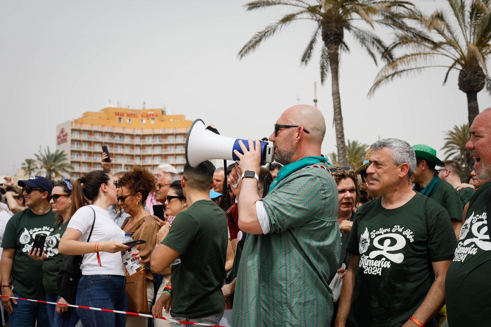 Las mejores imágenes de la "Globotá" en las fallas de Almería