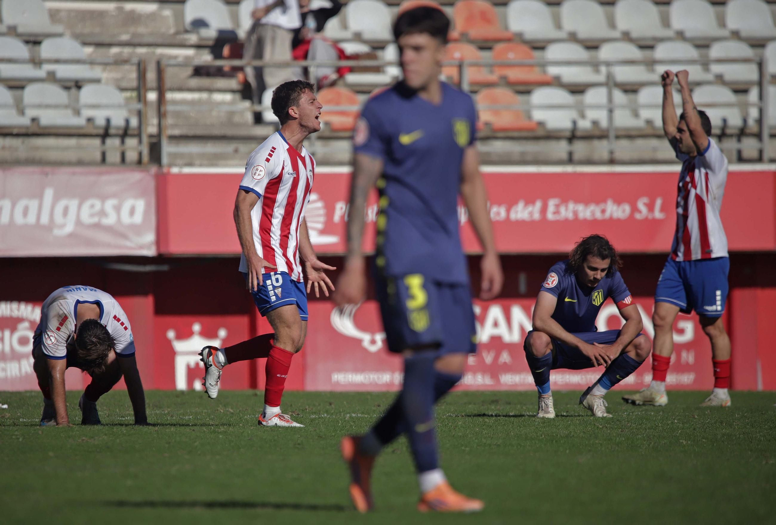 Las mejores fotos del Algeciras - Atlético Madrileño de Primera Federación