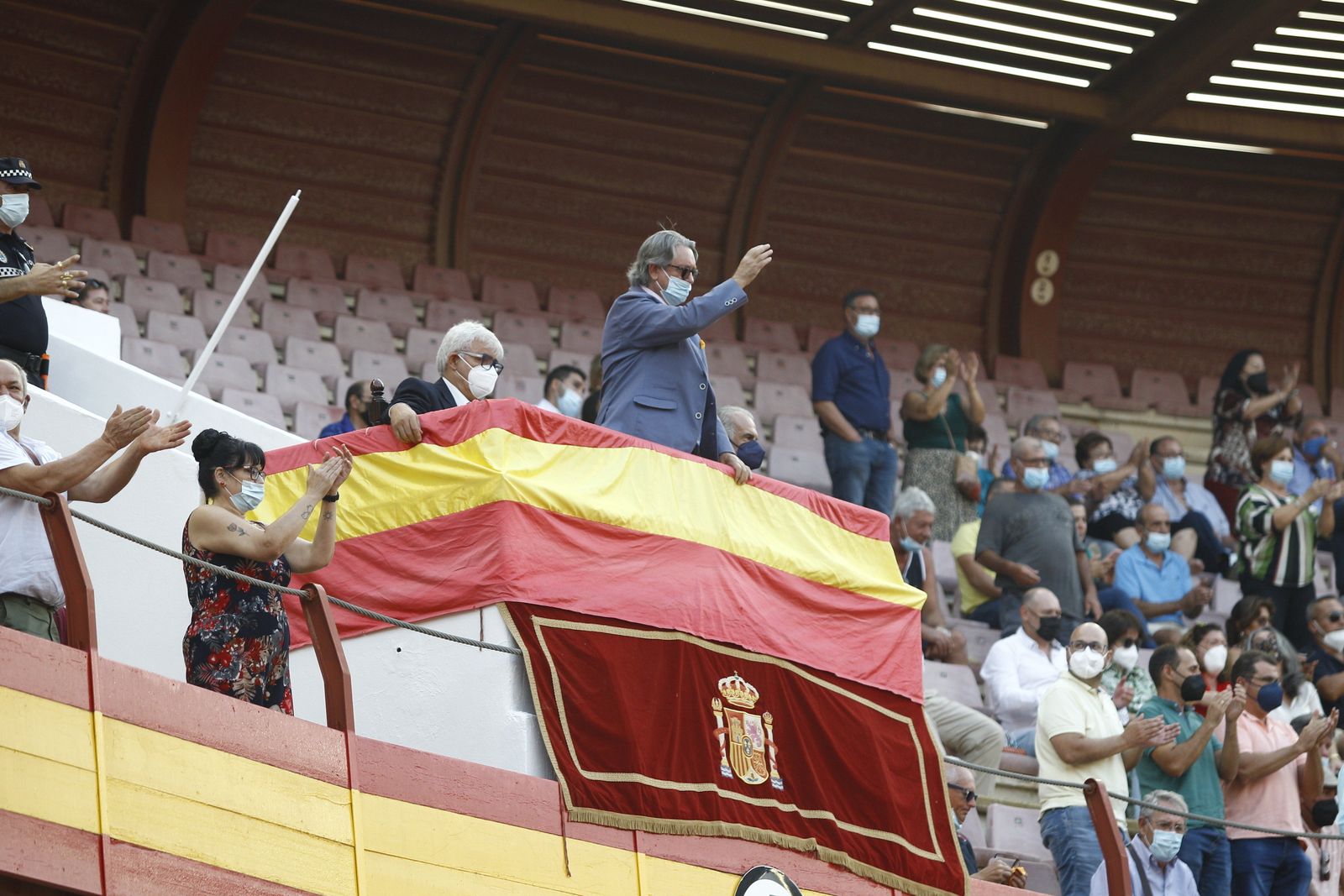 Fotogalería corrida de toros. Cayetano Rivera, Paco Ureña y Roca Rey. Roquetas de Mar.