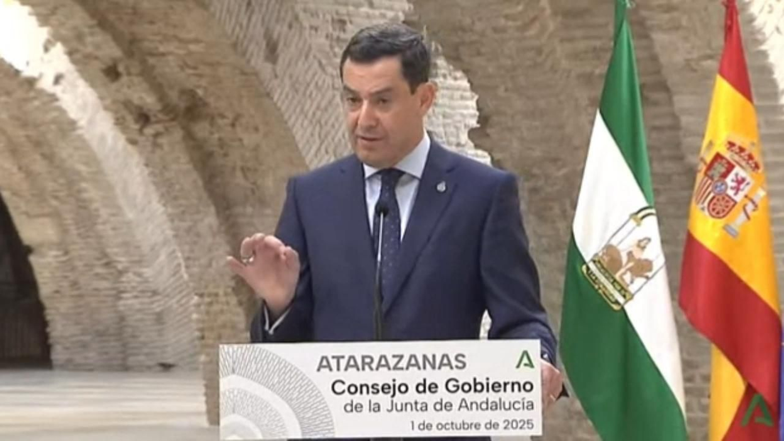 Juanma Moreno: "Pedir disculpas y lamentar profundamente esos errores"