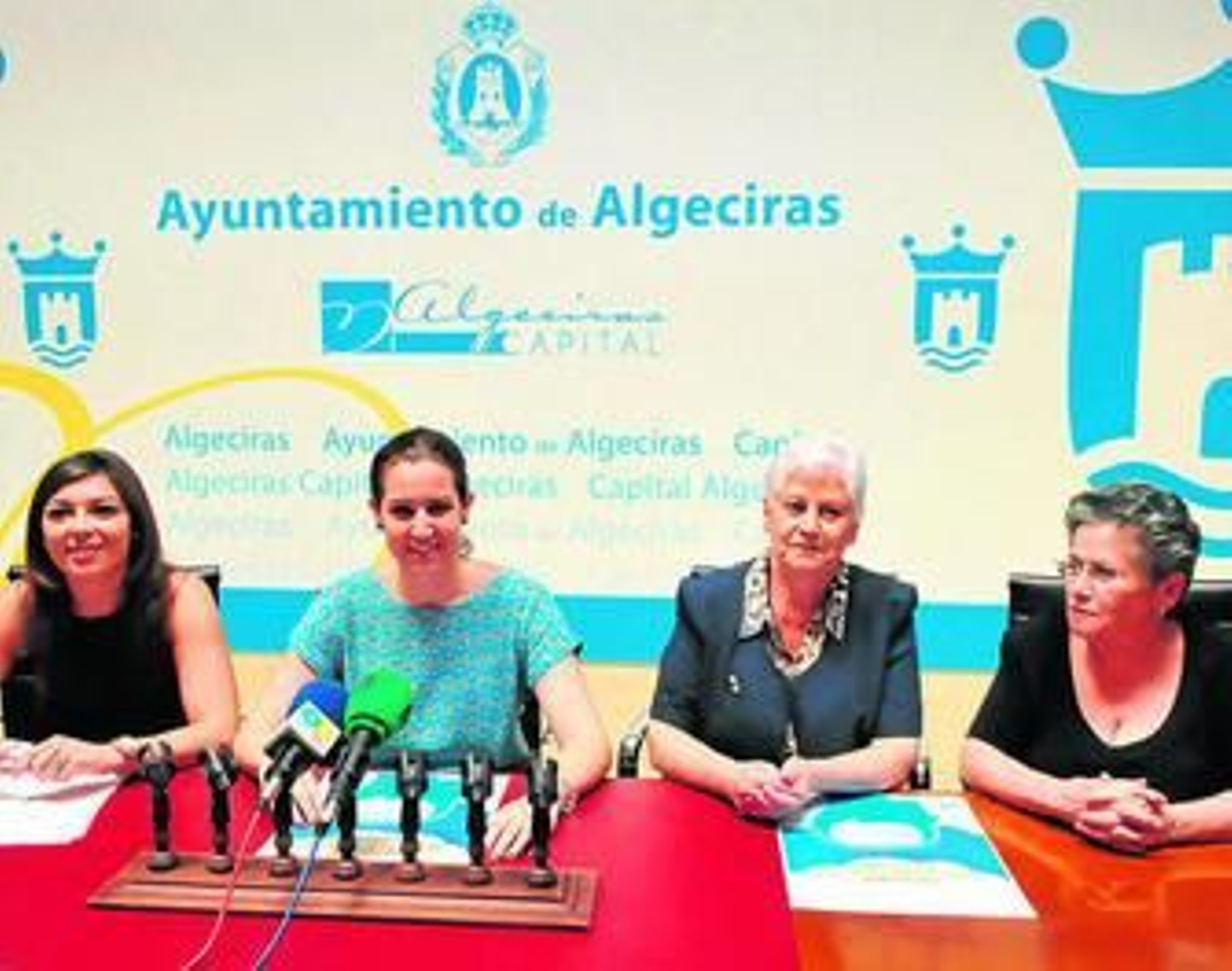 Imagen de Patricia Cardoso, Paula Conesa, Carmen González y Isabel Arana, ayer en rueda de prensa.