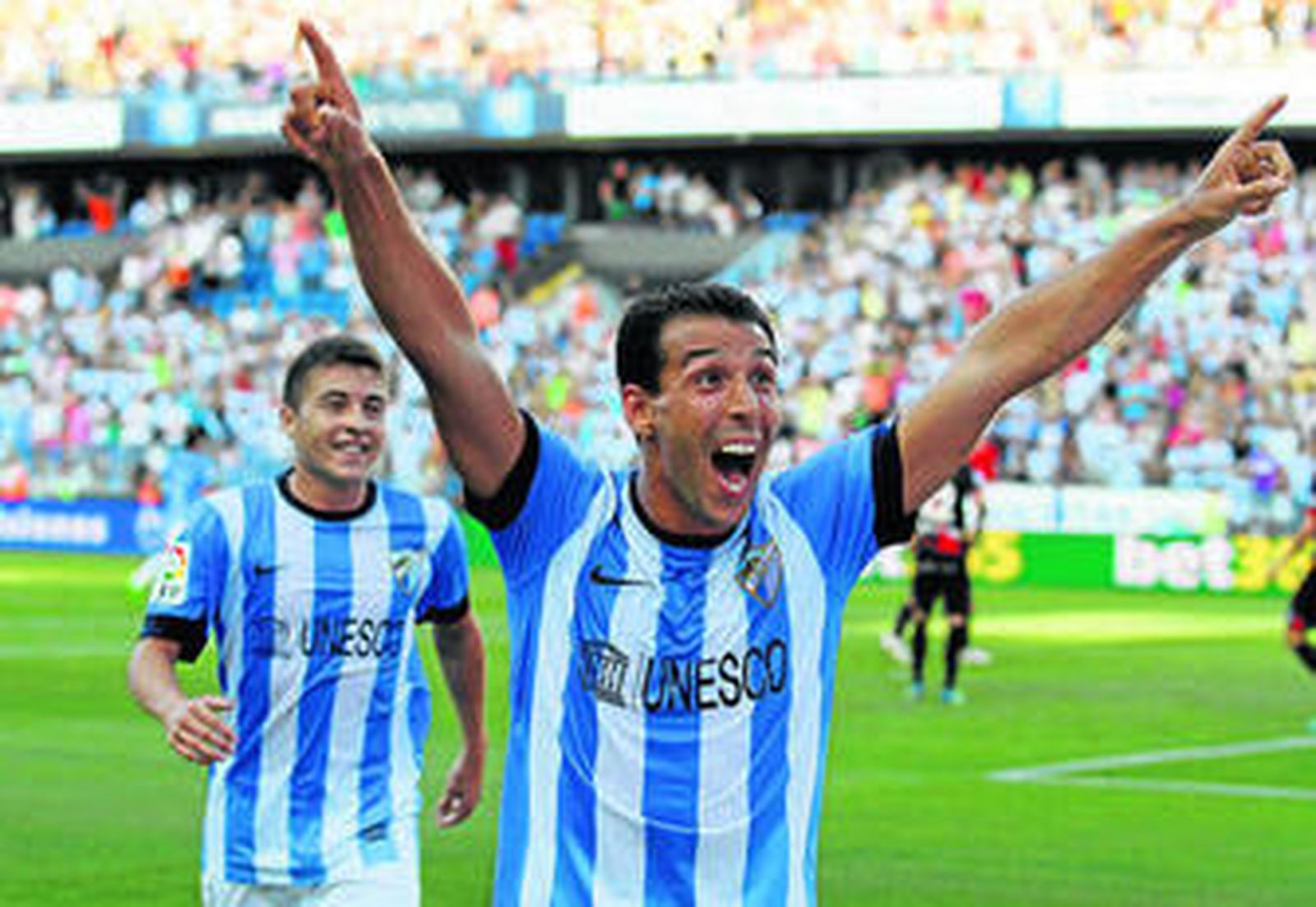 El Hamdaoui celebra uno de los goles conseguidos ante el Rayo Vallecano.