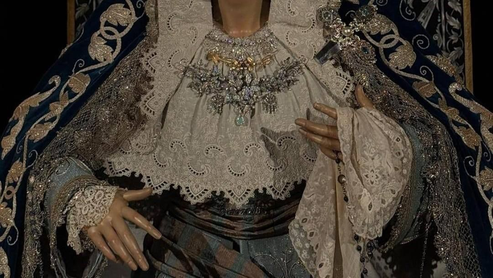 Fotogalería: Devoto Besamanos y Besapiés de la Hermandad de la Concepción y la Hermandad de la Aurora 2025