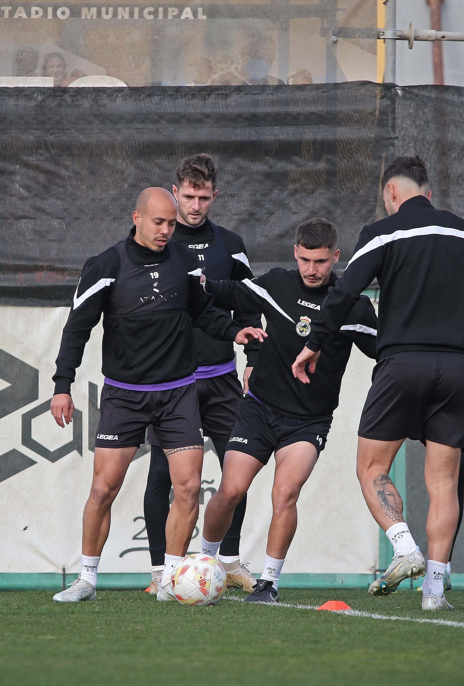 Fotos del entrenamiento de la Balona  previo al partido contra el Deportivo de La Coruña