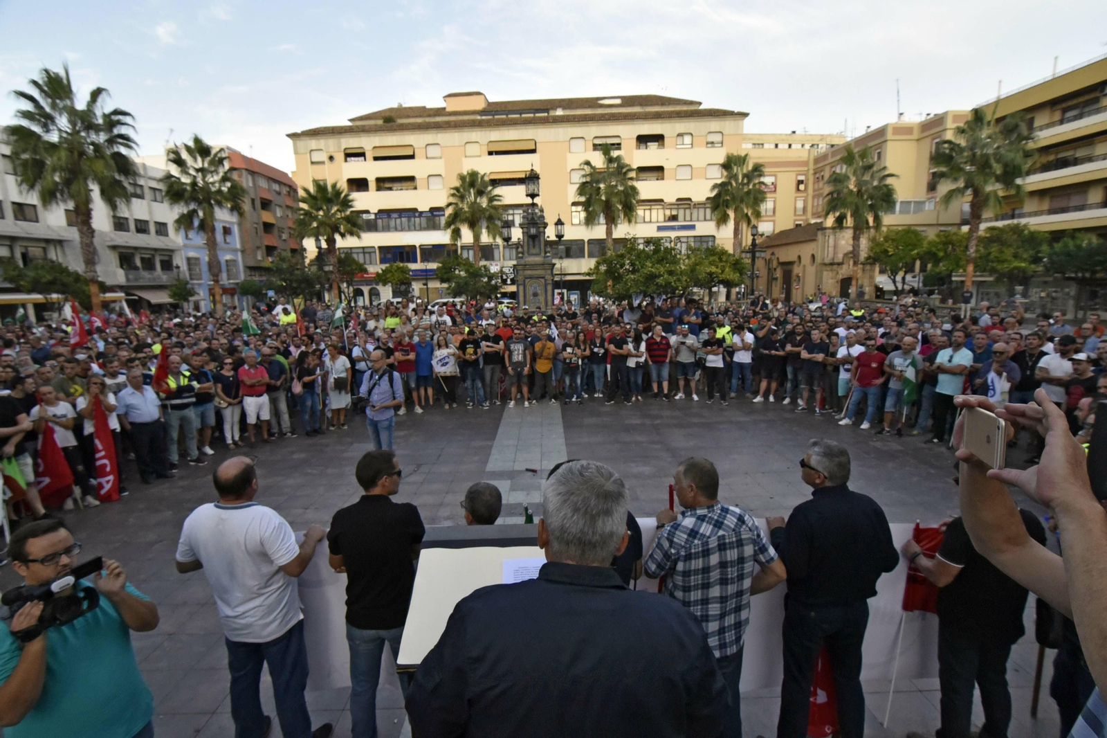 Manifestación en Los Barrios en contra del ERE de Acerinox